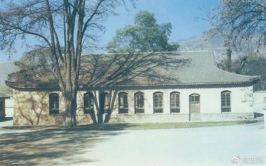 王家坪革命旧址,位于延安城北,是中央军委和八路军总部1937年至1947年3月的所在地。